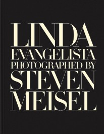 Linda Evangelista Photographed by Steven Meisel - 